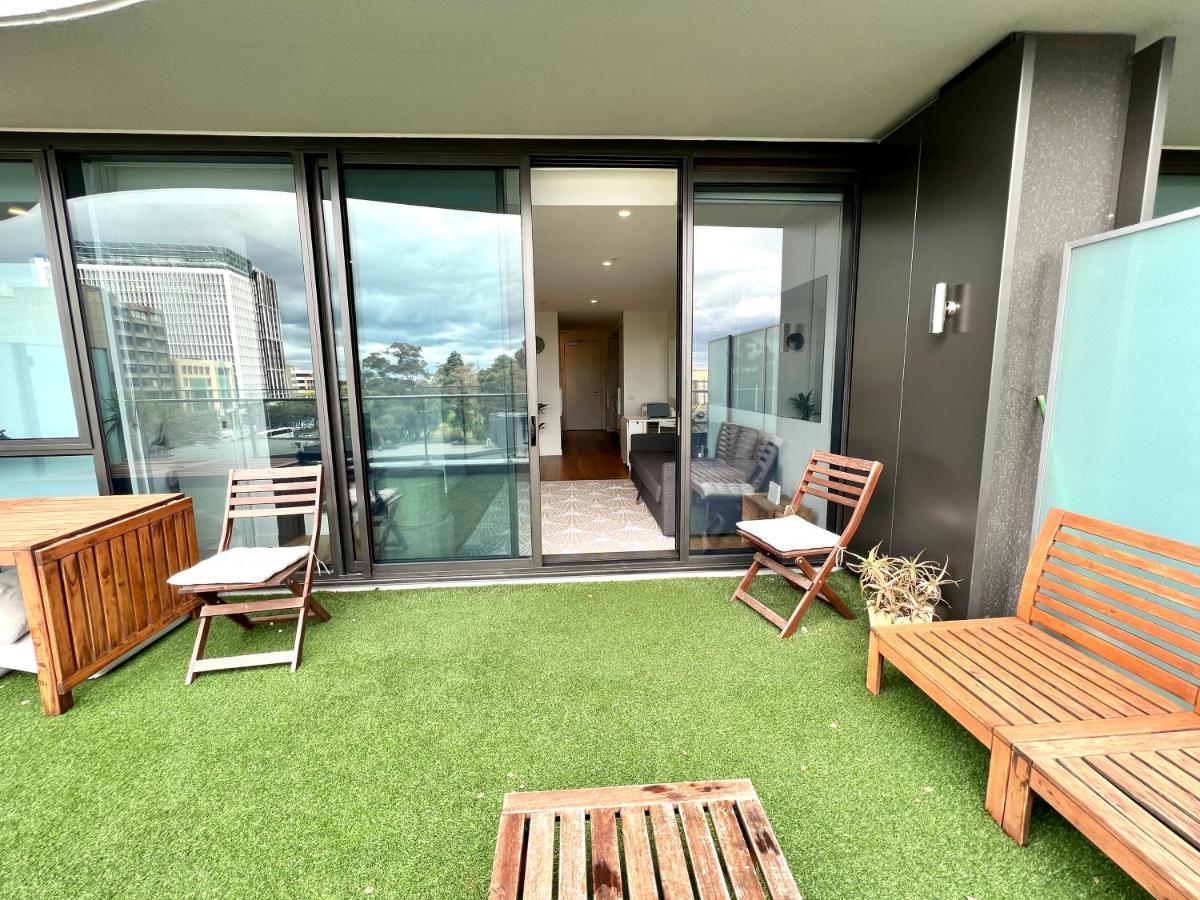 Readyset Apartments At Emerald เมลเบิร์น ภายนอก รูปภาพ